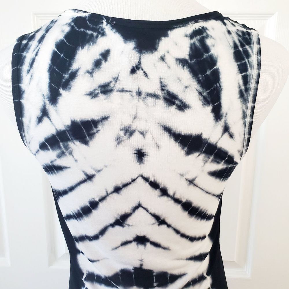 XCVI Tie Dye Illusion Tank Top Shirt - Picture 4 of 4